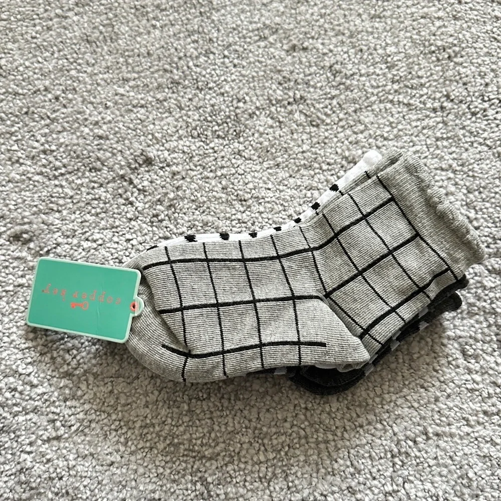 Copper Key 3 Pairs Kids Patterned Socks Set - Gray and White